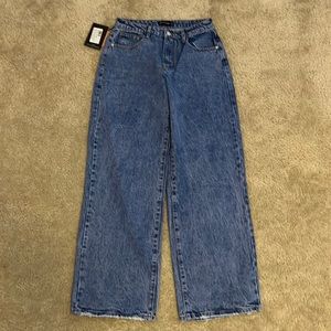 PLT low rise extreme wide jeans